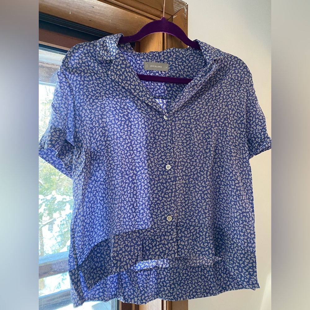everlane lightweight shirt